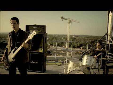 Living For The Weekend - Hard-Fi 