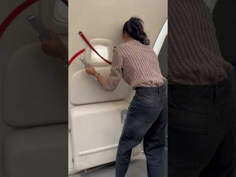 Do you know how hard it is to open/close a B737 door?🫠✈️|Arathi Vinod| #cabincrew #travel #shorts