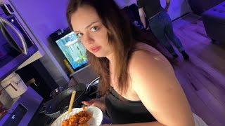 LICI COOKS FOR ME