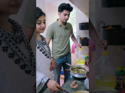 তাকে শুধু বলছিলাম আমাকে দেখার জন্য একজন রাস্তার মোড়ে দাঁড়ায় থাকতো