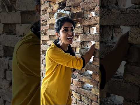 كيف تمكنت هذه المرأة من الهروب من الغوريلا؟