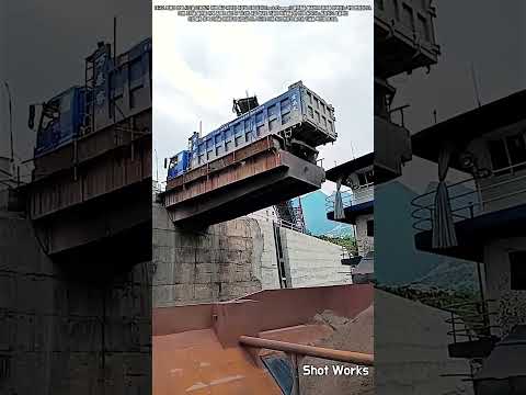 화물차를 통째로 들어 올리는 유압식 트럭 덤퍼 하역 방법 #worker #process #dumptruck #unloading #heavyequipment