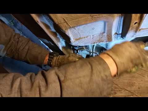 Замена сайлентблоков задней балкт без снятия. раум 1 (часть 2)
