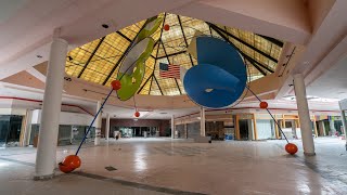 Exploring an Abandoned 1980's Mall with Sears, Foodcourt and Movie Theater!
