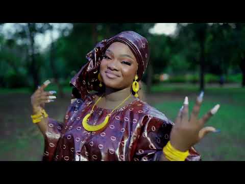 Maïmouna soumbounou Biké Doucouré Clip Officiel