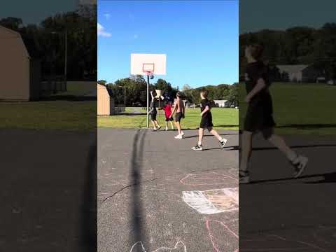 Shawn Nice Spinning Lay Up #youtubeshorts #basketball