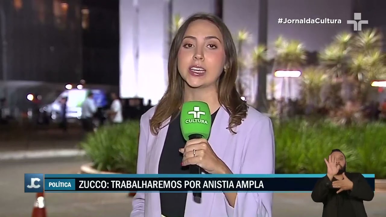 Muito parecido com o que tentaram fazer comigo diz Trump sobre condenação de Bolsonaro