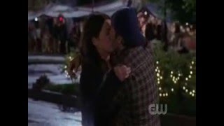 Happy 8th Birthday Gilmore Girls! (Tribute)
