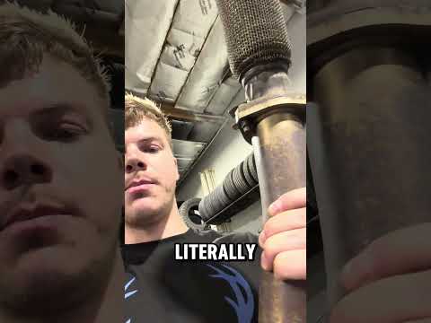 My new Audi RS3 gets a downpipe! It sounds crazy #rs3 #daza #turbo