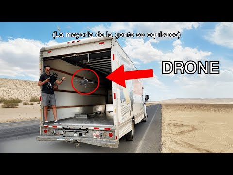 ¿Un dron retrocede dentro de un camión en movimiento?