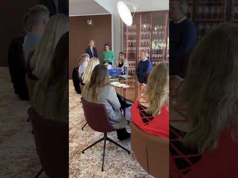Ein schöner Austausch bei @Falstaffmagazin Gemeinsam über nachhaltige Lösungen gesprochen.