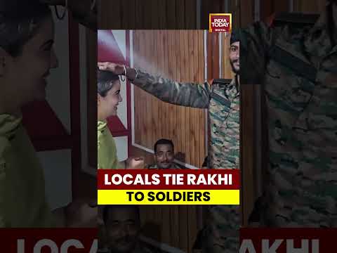 #Baramulla Locals Celebrate #RakshaBandhan with #Army in #Uri Sector Village, #Jammu&Kashmir