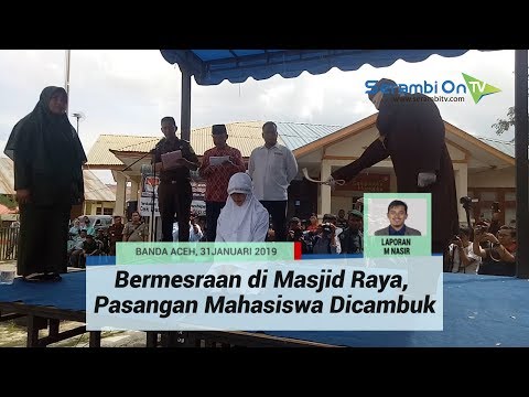 Download Video Bermesraan Di Masjid Raya, Pasangan Mahasiswa Dicambuk Download Video Bermesraan Di Masjid Raya, Pasangan Mahasiswa Dicambuk