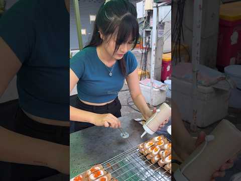 Gorgeous Lady Sells Small Crispy Pancake - Thai Street Food