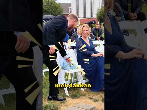 Gadis itu melihat neneknya untuk terakhir kalinya.#shorts