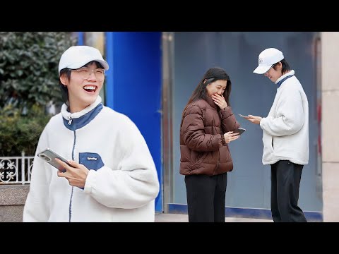When Shy Girl Tries to Pick up Boys | Prank 女孩主动搭讪却害羞到说不出话，男生的反应太逗了