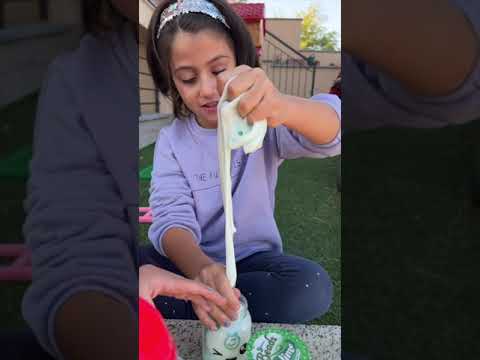 Giochiamo con lo slime! Parte -1 #shorts #sorelle #vanessa #anastasia