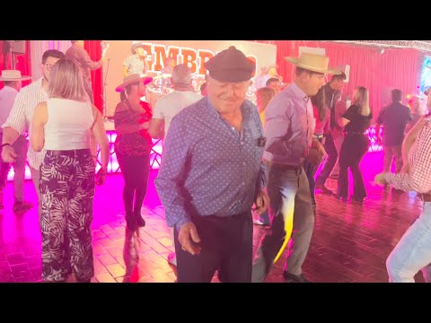 Todo el ritmo y sabor de don German bailando rancheras en casa mayor de chena   EMBRUJO RANCHERO