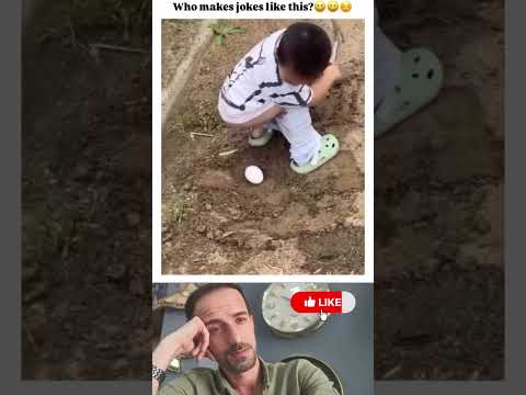 who makes 😂