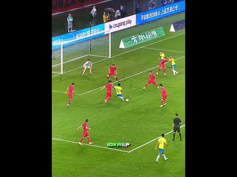 能穿上巴西10号的人却在俱乐部只是替补 #罗德里戈#巴西#皇马#10xedit@DOU+小助手 #football