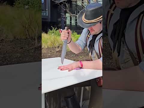 arthur is using an autoclicker for sure #sakuracon #reddeadredemption #reddeadredemption2
