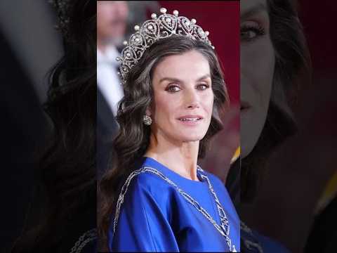 La Reina Letizia luce Corona en la visita del Sultán   Haitham Bin Tarin   #reinaletizia #Felipevi