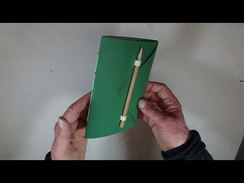 Heft mit Verschluss / Booklet with closure
