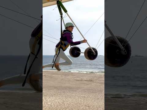 My very favorite way to launch a hang glider ๐ #hanggliding
