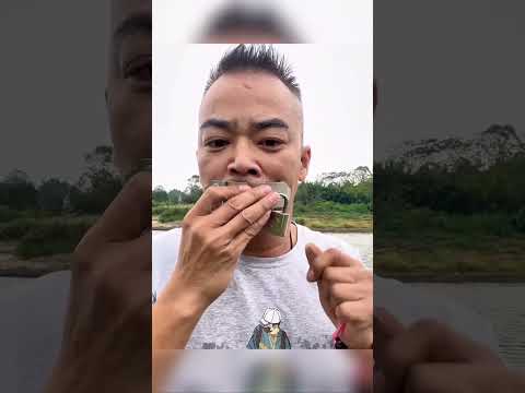 قالوا له اسكت… فقفل فمه بالمفتاح