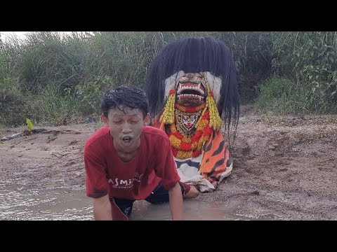 Dihajar Barongan Ngamuk Disungai || Cerita Pendek