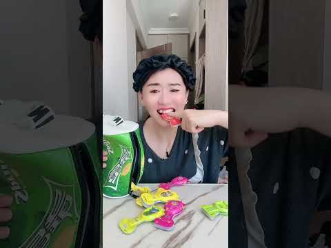 Collection of the most interesting and funny eating videos. 76