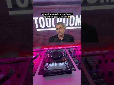 If I speak… 😂 it’s all worth it though! 🖤 #dj #mourinho