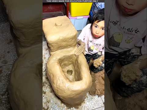 Poor family girl is building a toilet in her room, what's the secret?❔😱