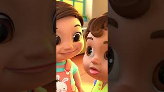 How to CREATE a CoComelon Christmas Tree With Nina! 🎄 #kids #shorts #fun