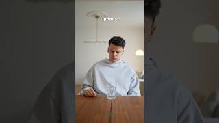 Das Glas ist…? 🤔