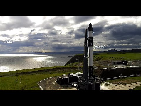 LIVE - Lancio razzo Electron di RocketLab con satelliti 
