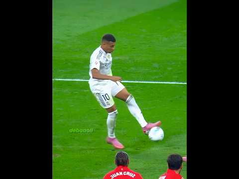 When Mbappe Tries to Curve 😢
