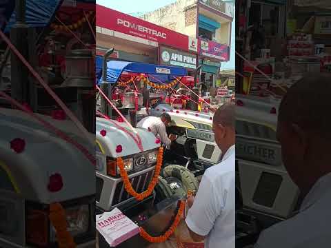 #ekmotahathighumechala #fs16mecowkaisekharide #happyindependenceday #whowillbemylifepartnerta