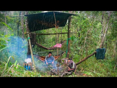 นอนป่ากับจงและมั่วที่พัก3ชั้นห่อข้าวใบตองดั้งเดิมฝนตกตอนเช้า