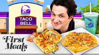 Ben Schwartz Eats Taco Bell For The First Time
