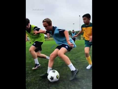 Kids Playing Better Than Adults ⚽️☠️ #football #edit #shorts