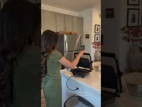 Mi mañana antes de trabajar 🤍 #morning #morningroutine #heatlesscurls #skincareroutine #breakfast