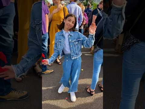 La Joie de la Fête 🥳 #humour #shorts #short #dance #joie #pourtoi #sister #famille #enfants #drole