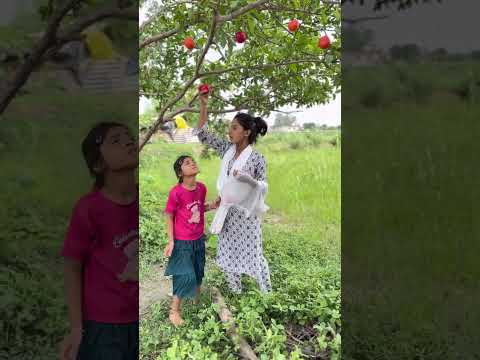 छोटी लड़की ने बाबा को क्यों बोला पाखंडी🚩🛕||जय श्री कृष्णा||#krishna #bhakti #shorts #shortvideo
