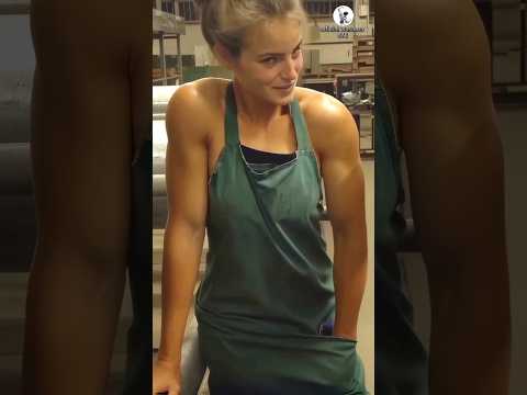 GIRLS AURA🥶GYM WORKOUT💀BODYBUILDER POWER💀#shorts #motivation #girlsgymmotivation #edit #video #fyp