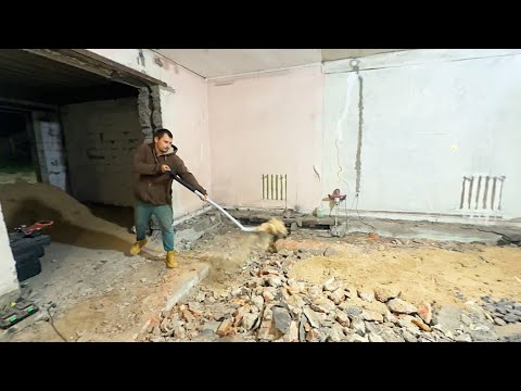 Возвращаемся к стройке в доме. Наводим порядок на участке. Погода испортила нам все планы.