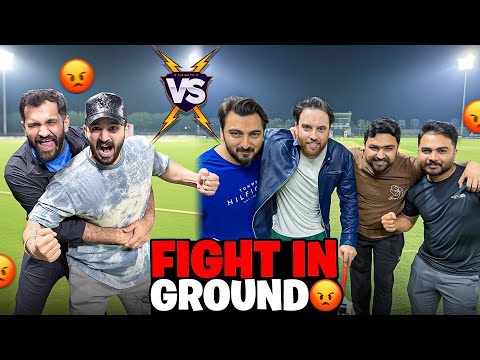 Serious fight in cricket ground😱Saray gang ko amma sy maar par gai😭