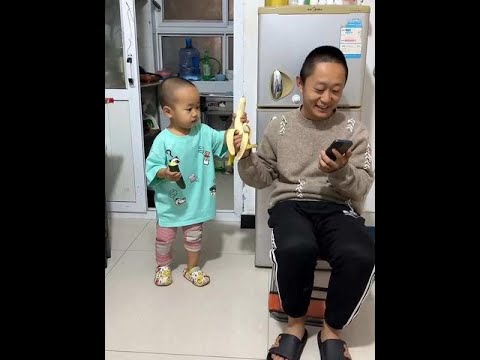 米宝又开始作妖了#搞笑父子 #萌娃搞笑日常
