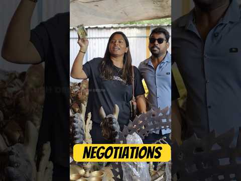 எங்க அம்மாவா இருந்தா வேற மாதிரி பேரம் பேசுவாங்க 😂🤣 #sathishdeepa #deepasathishcomedy