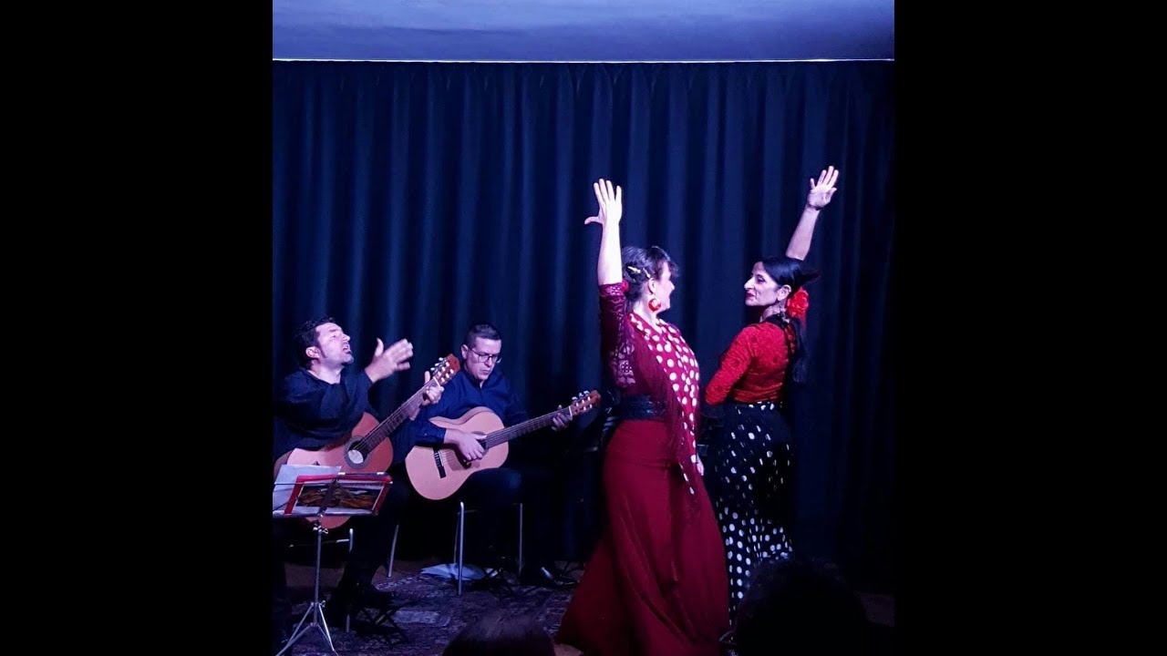Show Latino live! + Omaggio a Whitney Houston e Giorgia - anni 80-90 